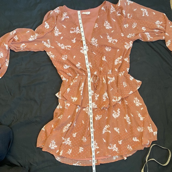 Entro size L dusty pink ruffly dress - Picture 10 of 11